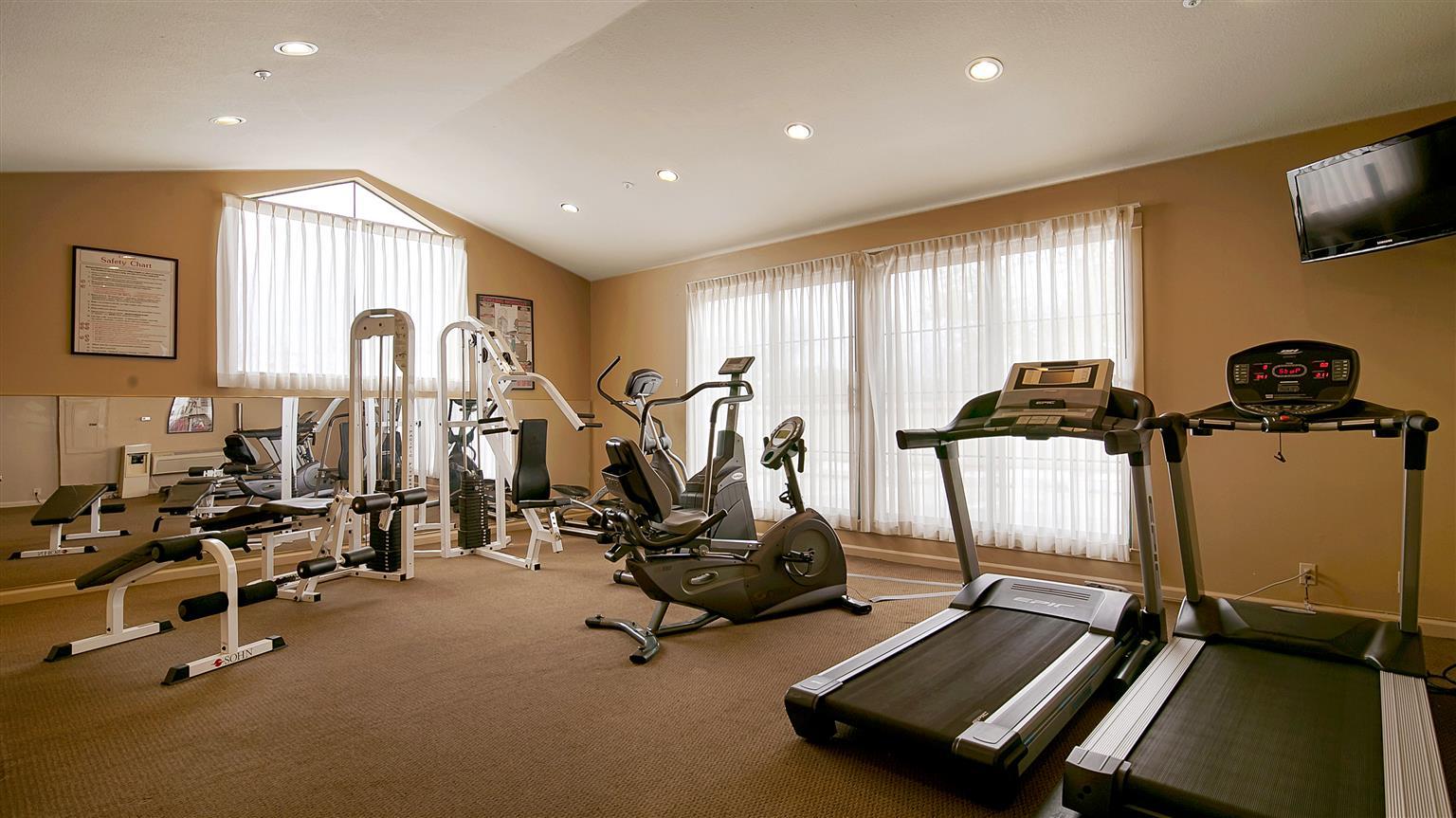 Best Western Plus Palm Court Hotel Davis Bagian luar foto